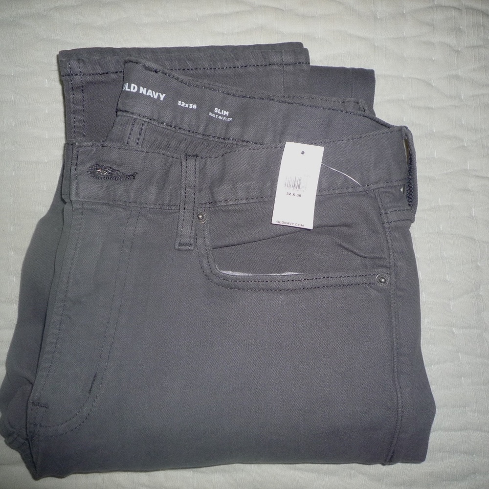 Men's, Old Navy cotton jeans. 32 W x 36 L.